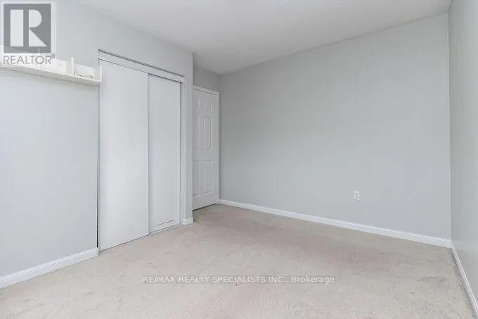 31 DECKER HOLLOW CIRCLE