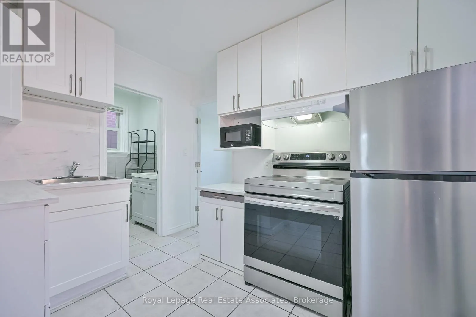 20 EAST DRIVE E