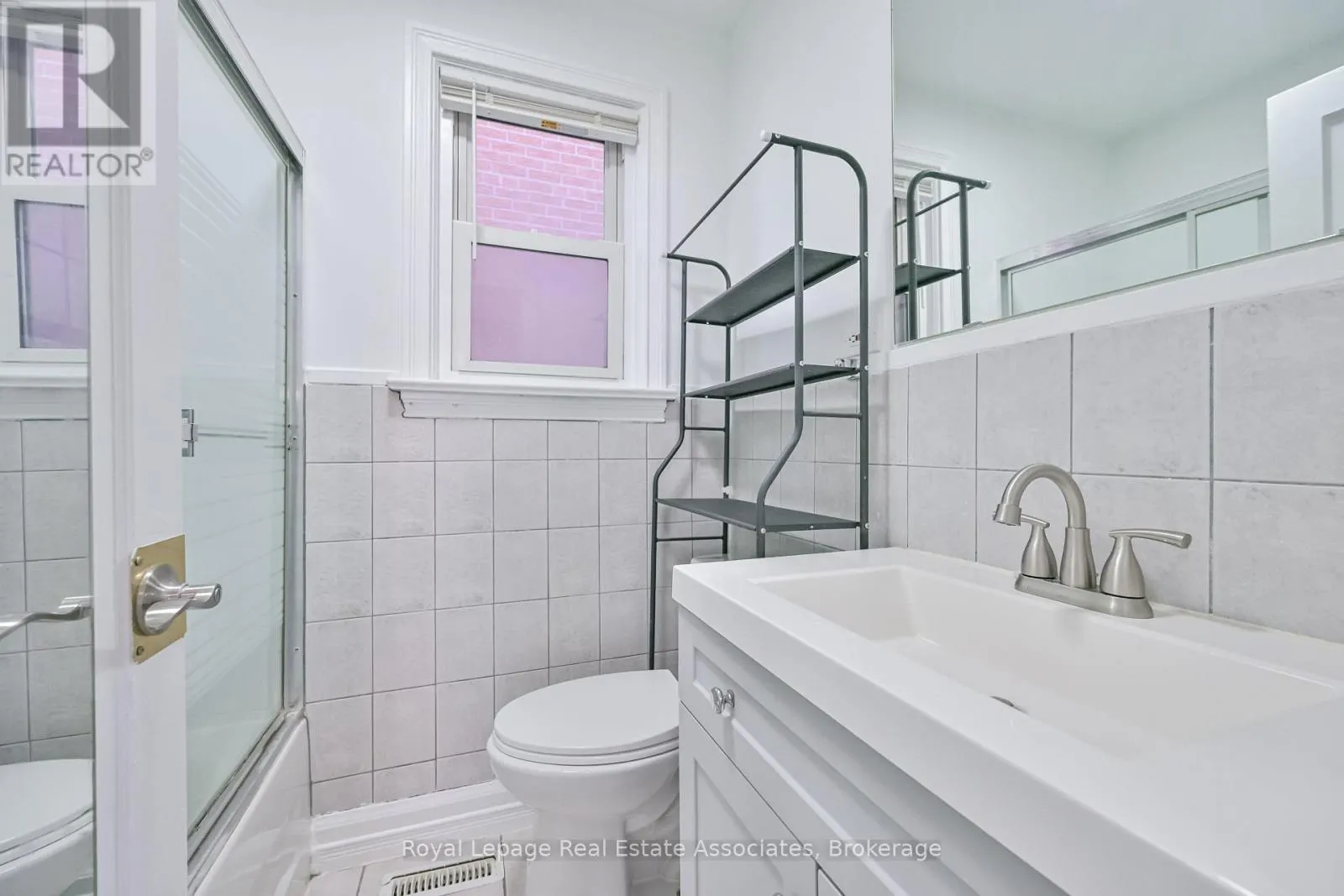 20 EAST DRIVE E