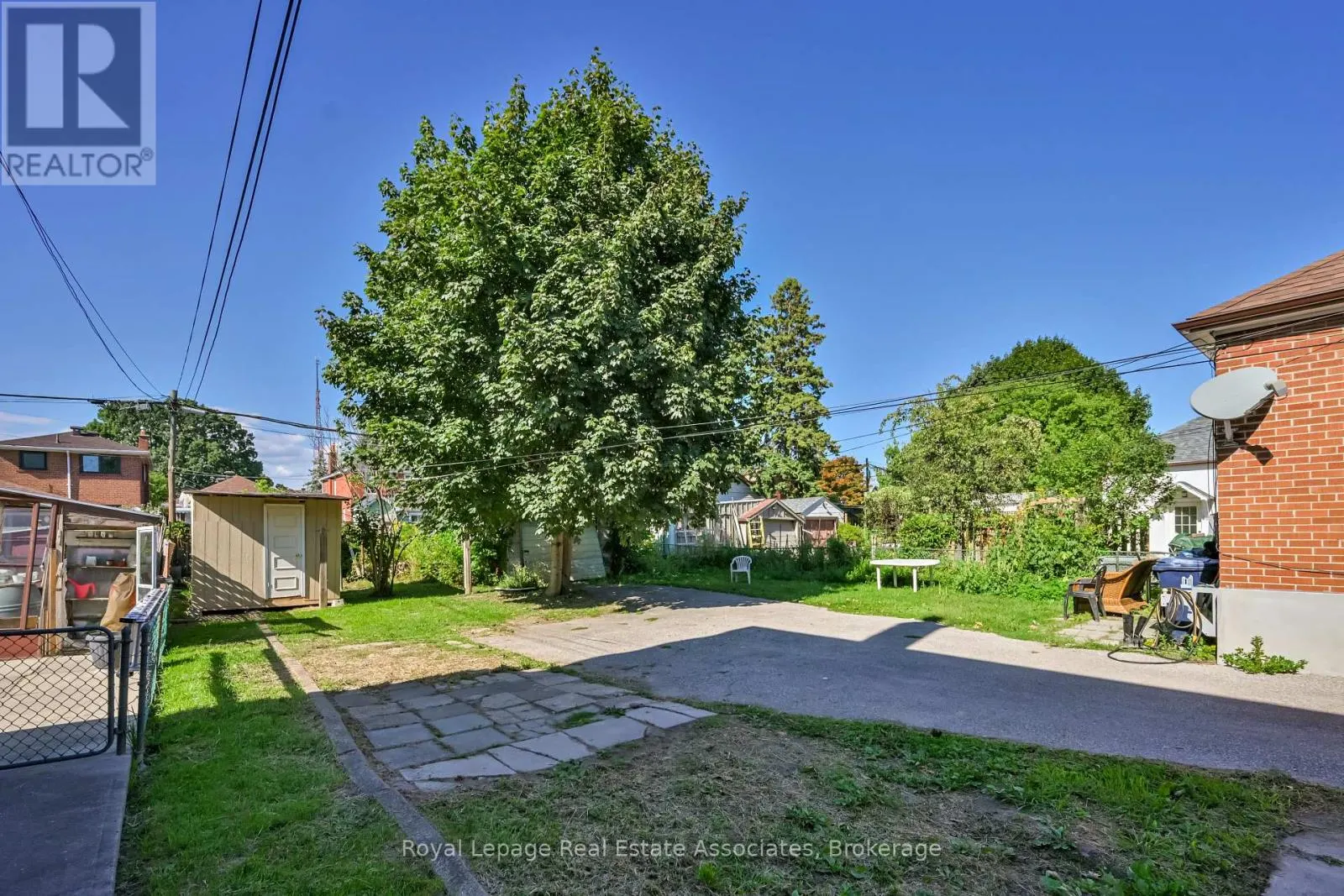20 EAST DRIVE E