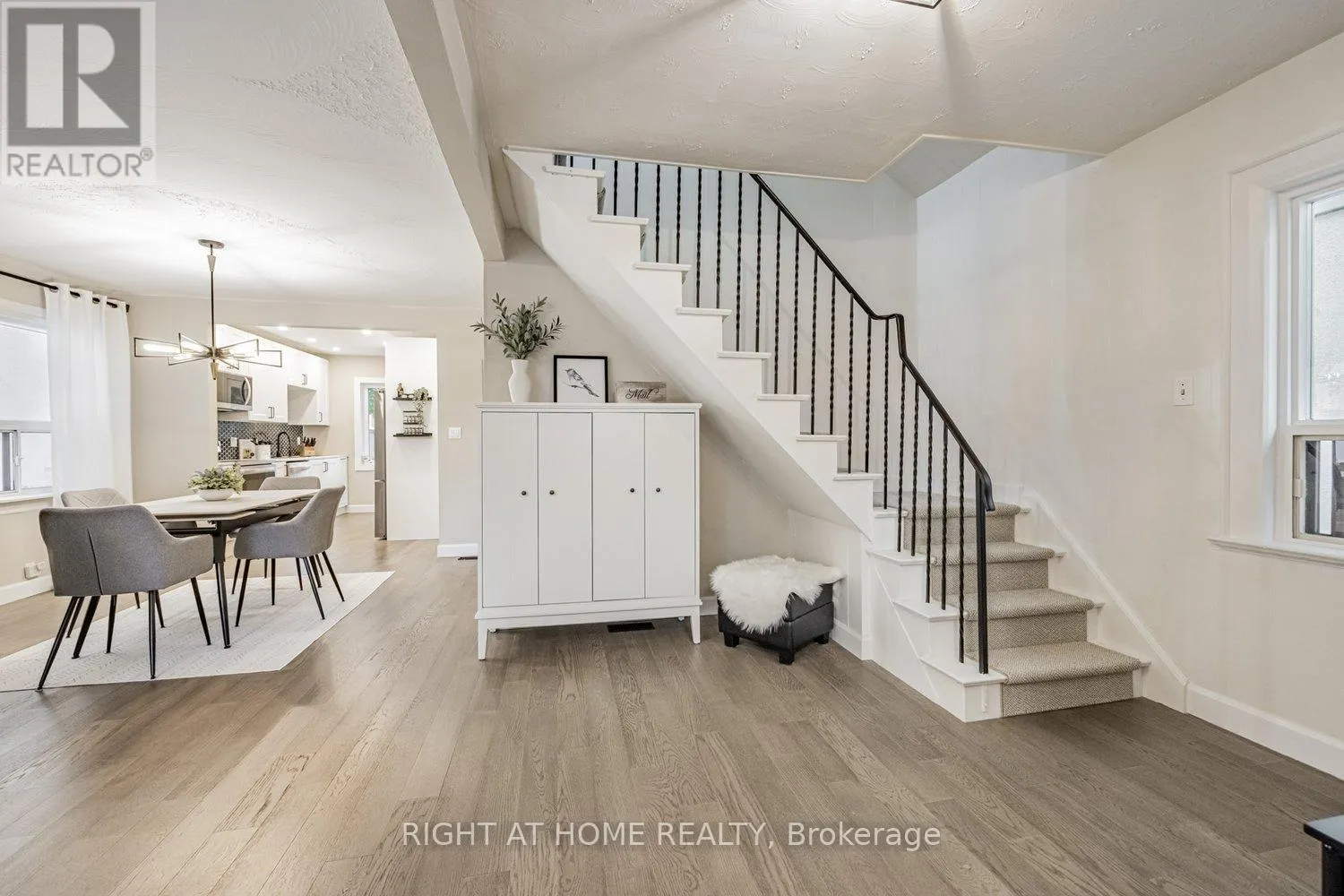 46 CLISSOLD ROAD