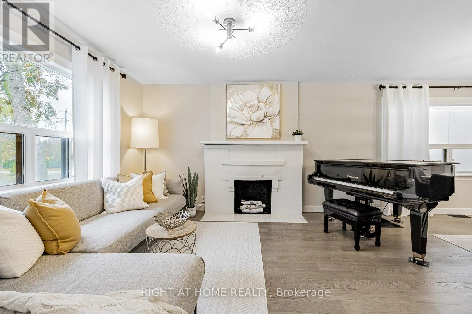 46 CLISSOLD ROAD