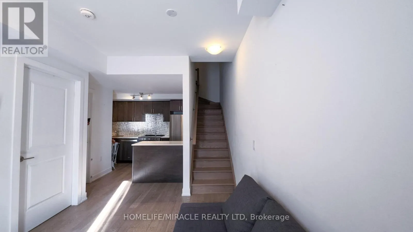 134 - 1060 DOUGLAS MCCURDY COMM ROAD