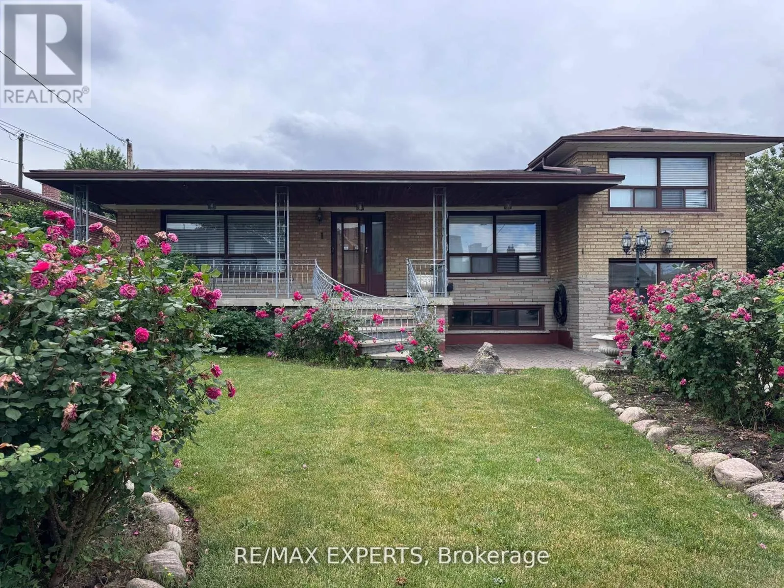 1 CRESTON ROAD