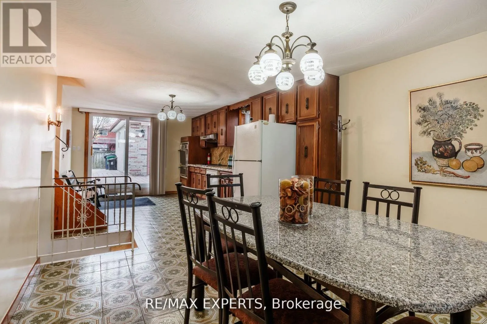1 CRESTON ROAD