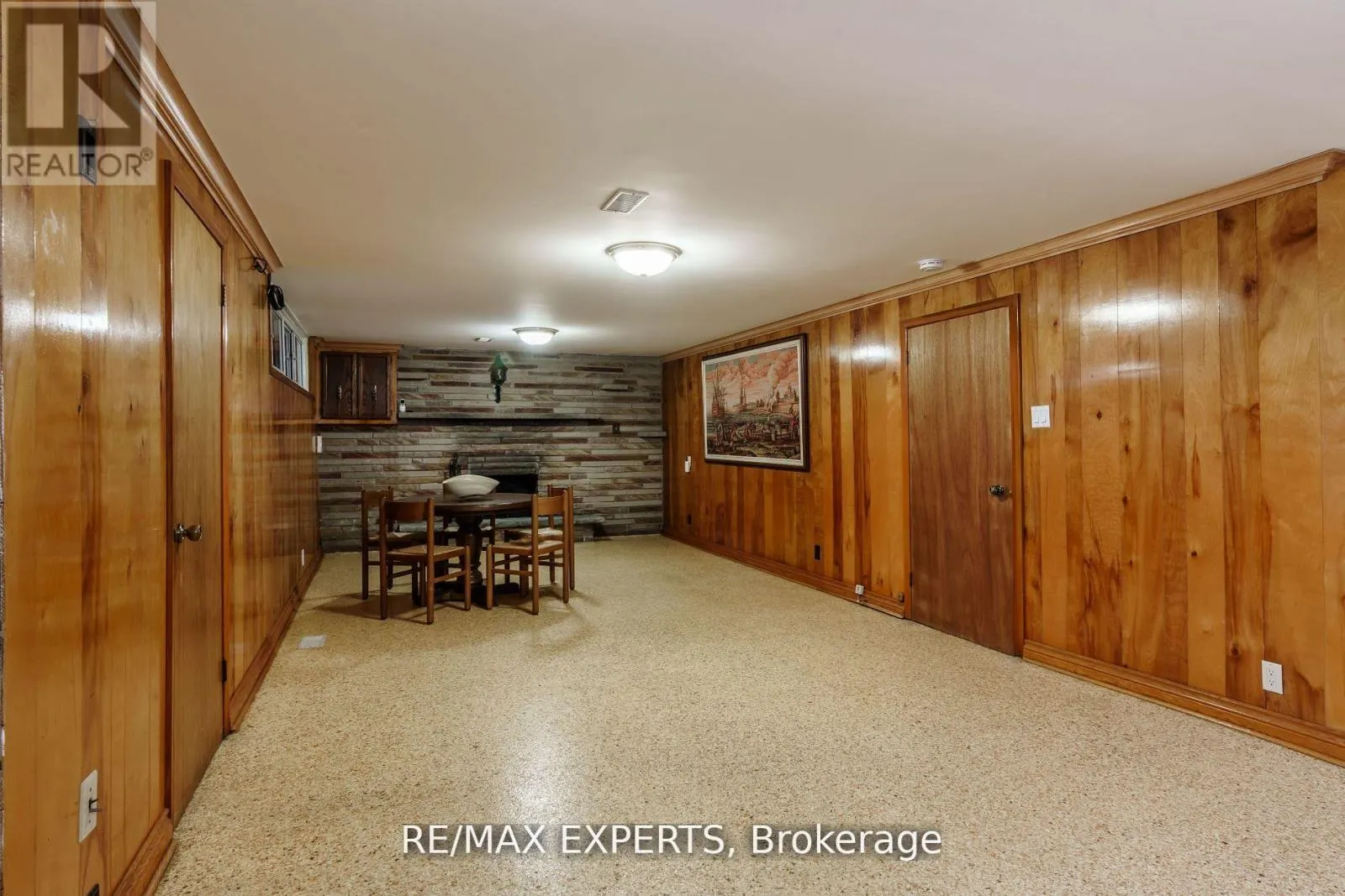 1 CRESTON ROAD