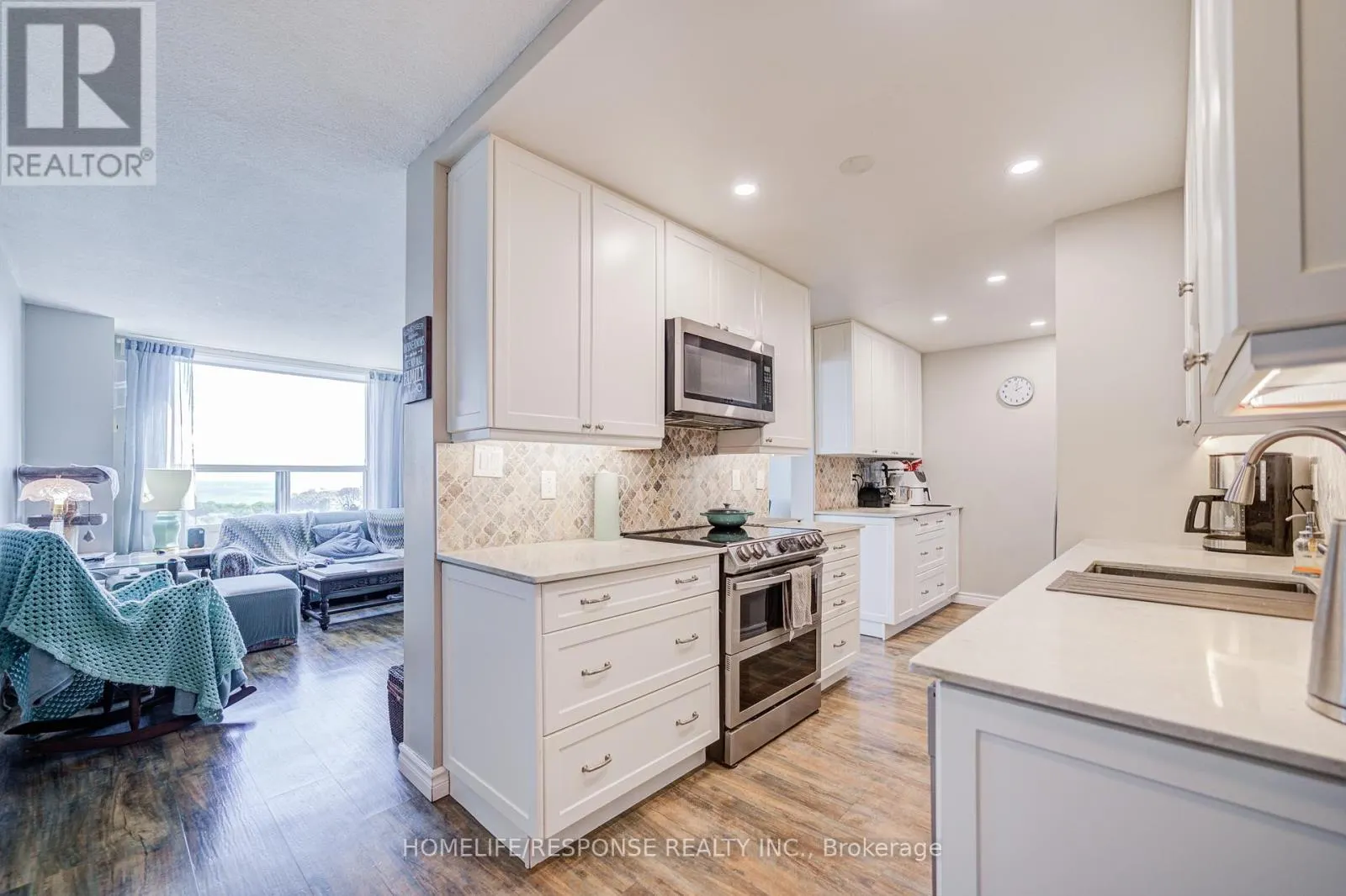1401 - 1535 LAKESHORE ROAD