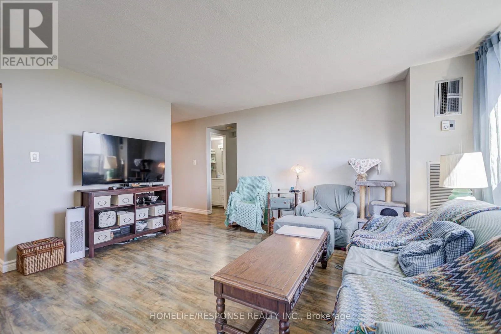 1401 - 1535 LAKESHORE ROAD