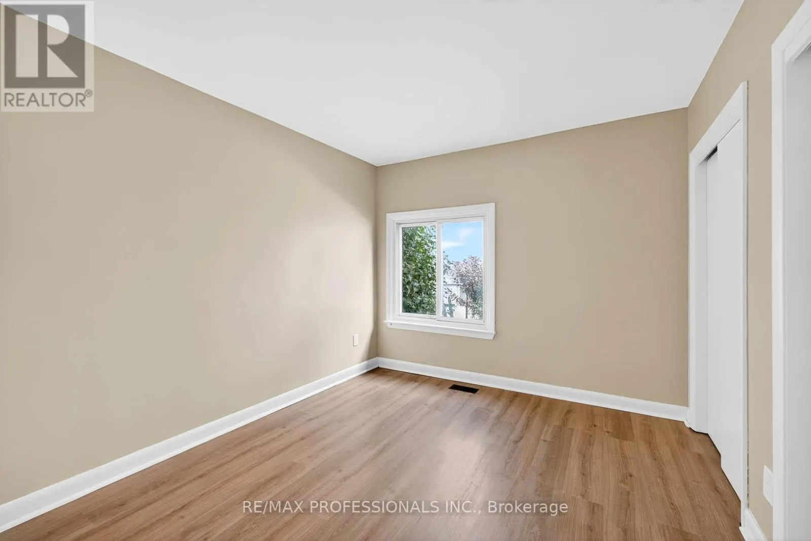 7638 REDSTONE ROAD