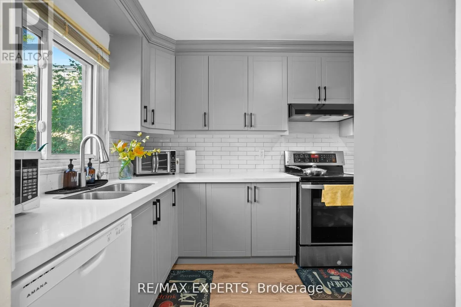 35 - 2779 GANANOQUE DRIVE