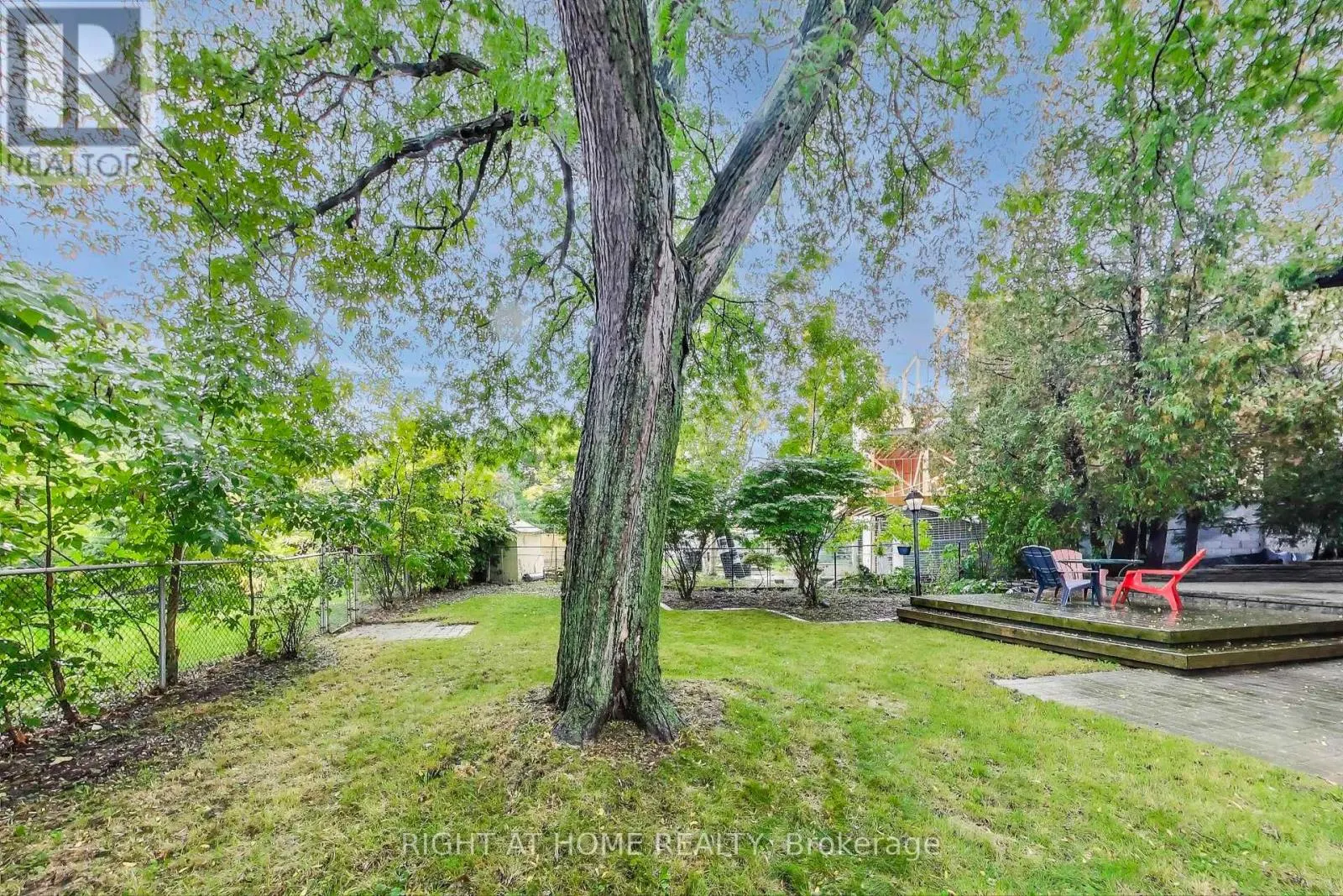 270 RENFORTH DRIVE