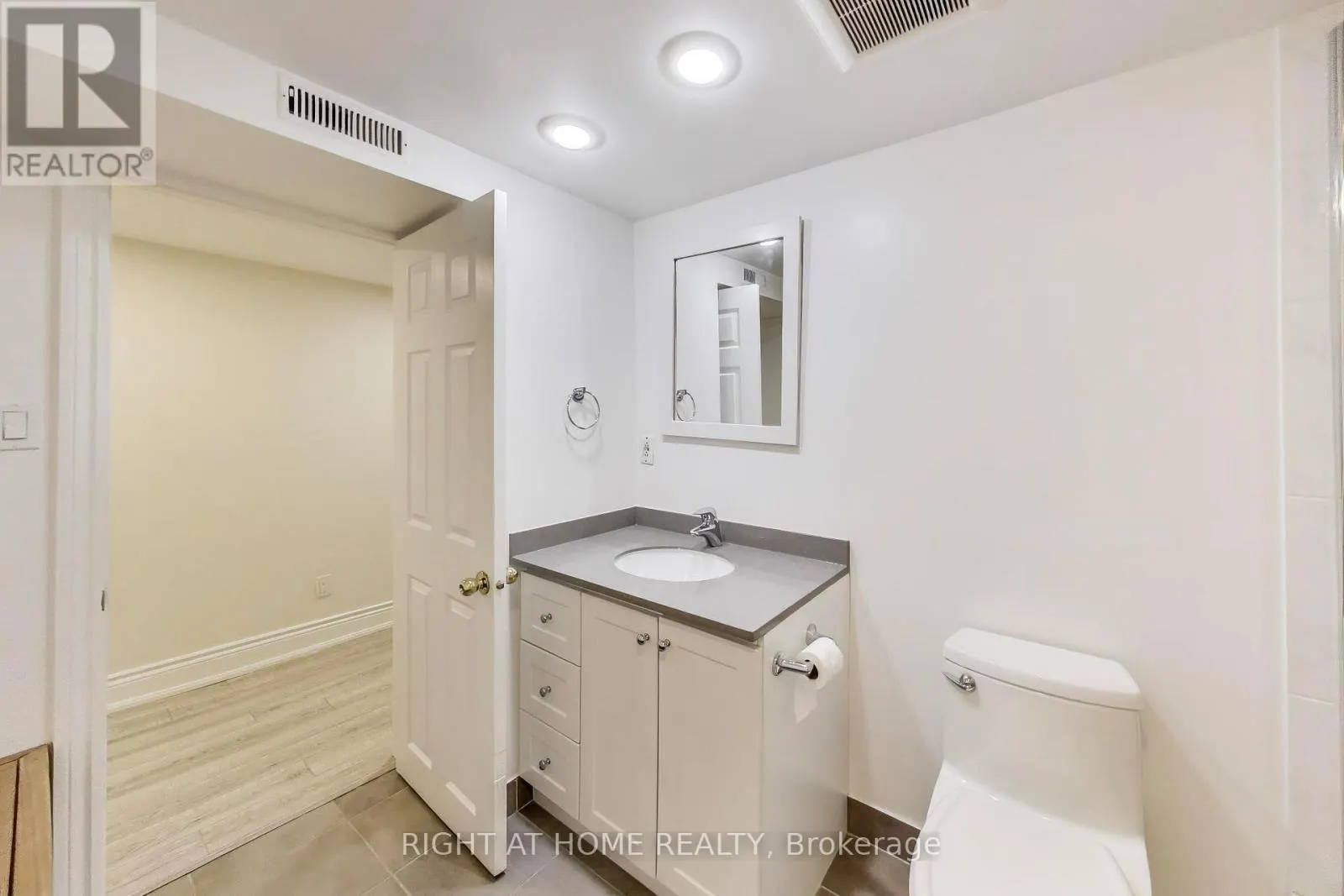 270 RENFORTH DRIVE