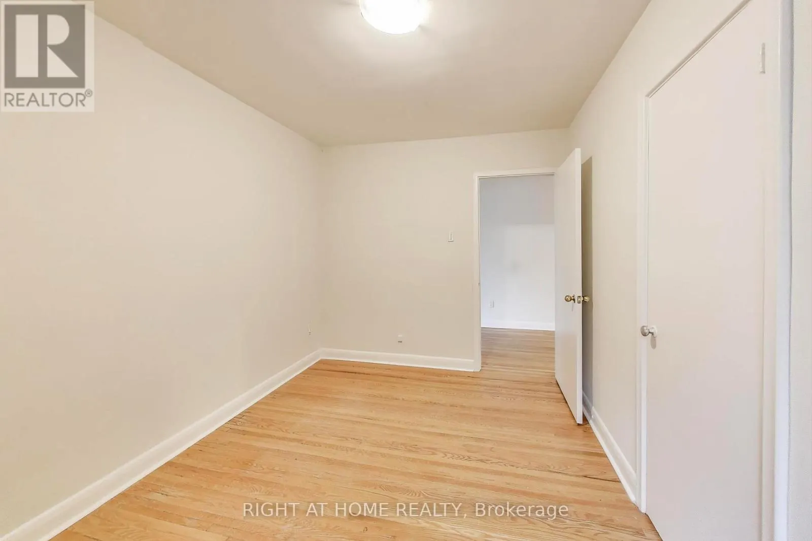 270 RENFORTH DRIVE