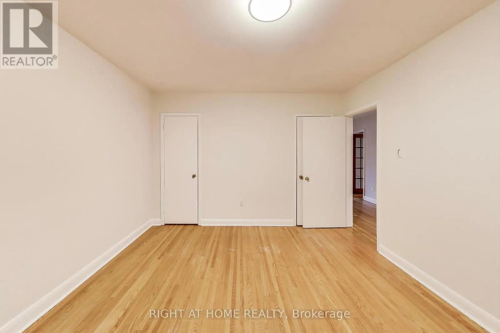 270 RENFORTH DRIVE