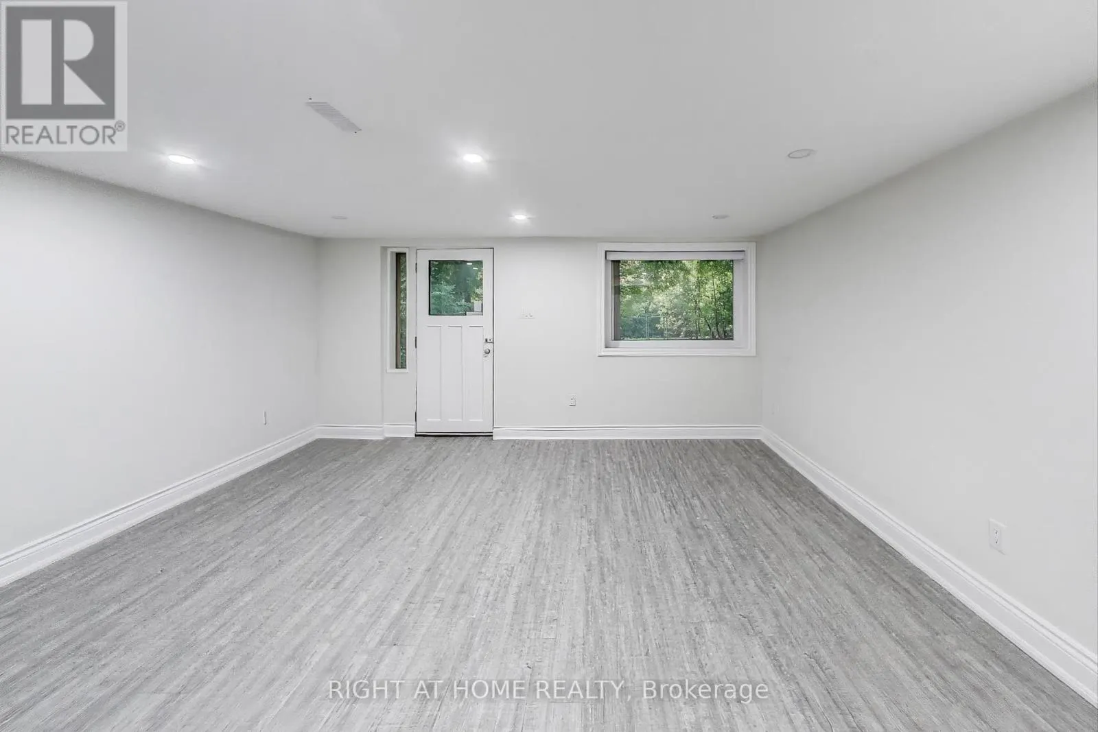 270 RENFORTH DRIVE