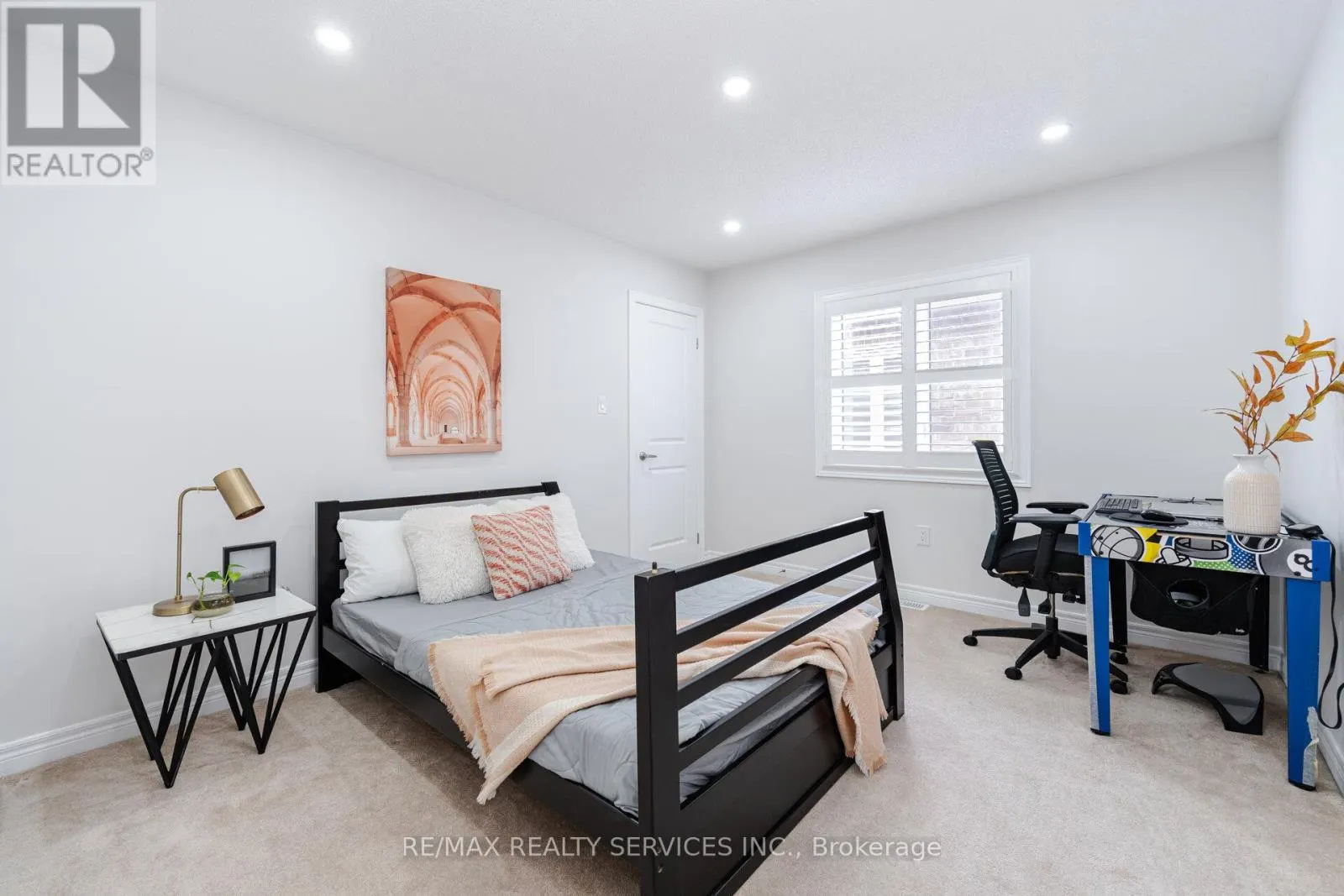 7 SWANTON ROAD