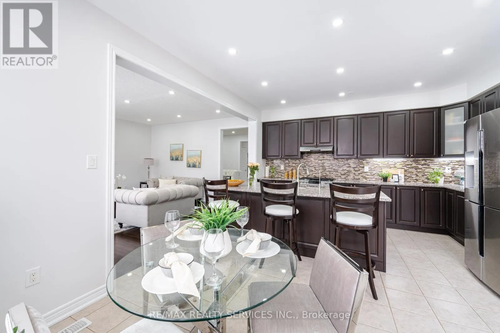 7 SWANTON ROAD