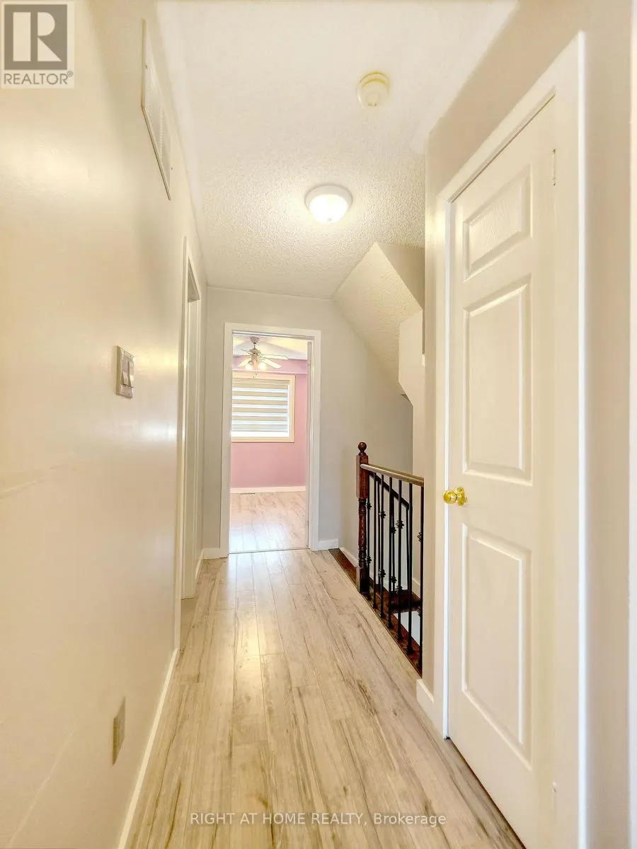 98 SPADINA ROAD