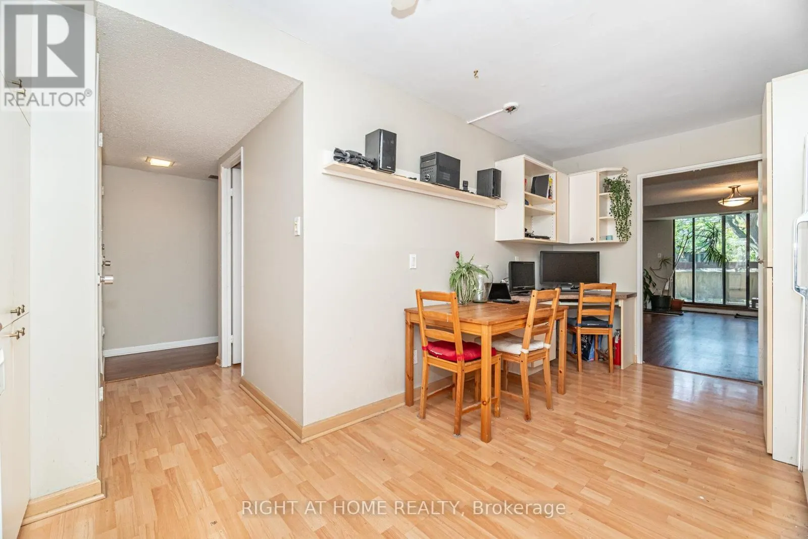 13 - 1250 MISSISSAUGA VALLEY BOULEVARD W