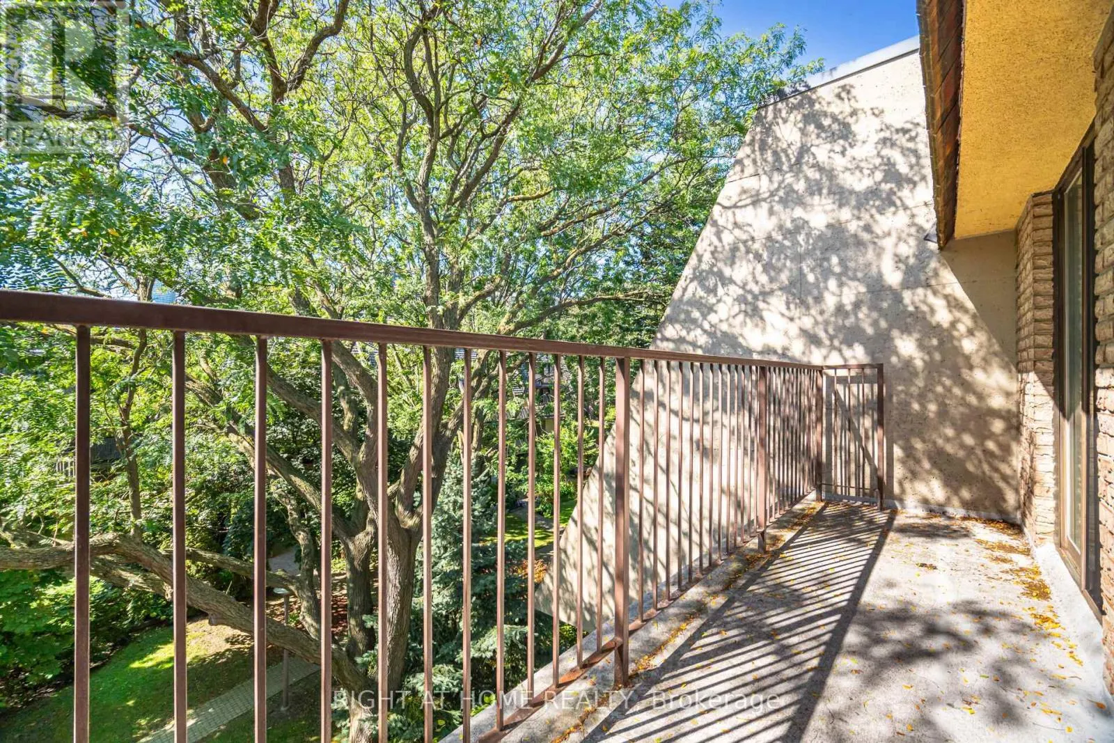 13 - 1250 MISSISSAUGA VALLEY BOULEVARD W