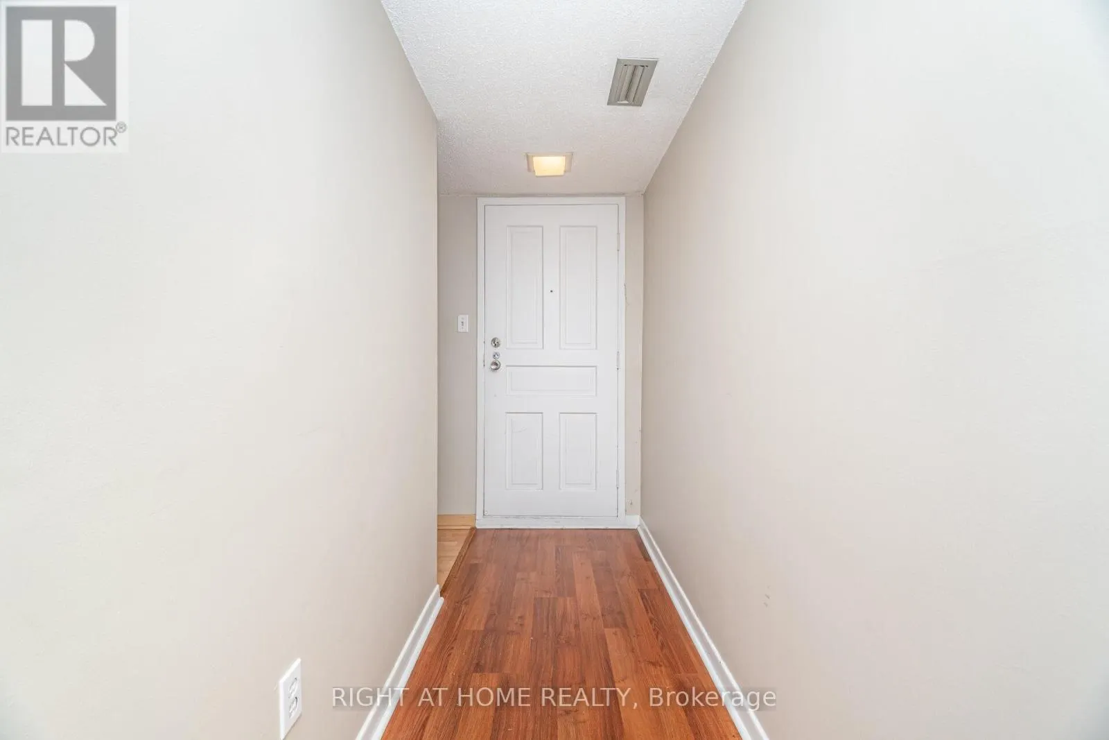 13 - 1250 MISSISSAUGA VALLEY BOULEVARD W