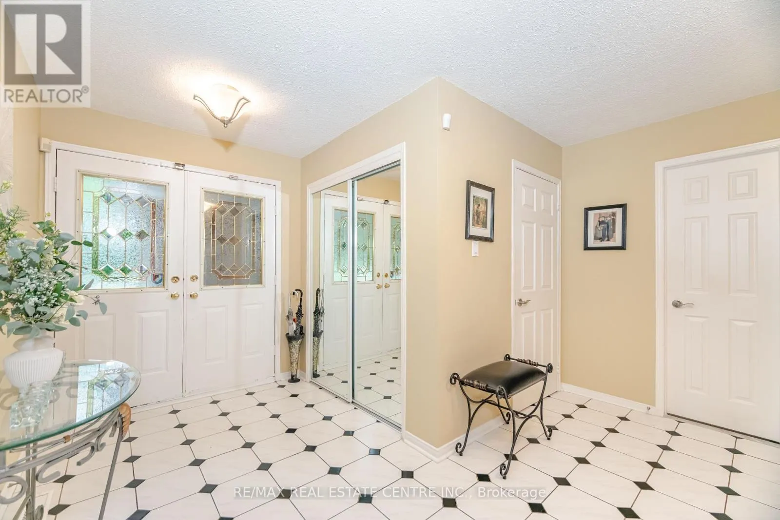 126 EAGLERIDGE DRIVE
