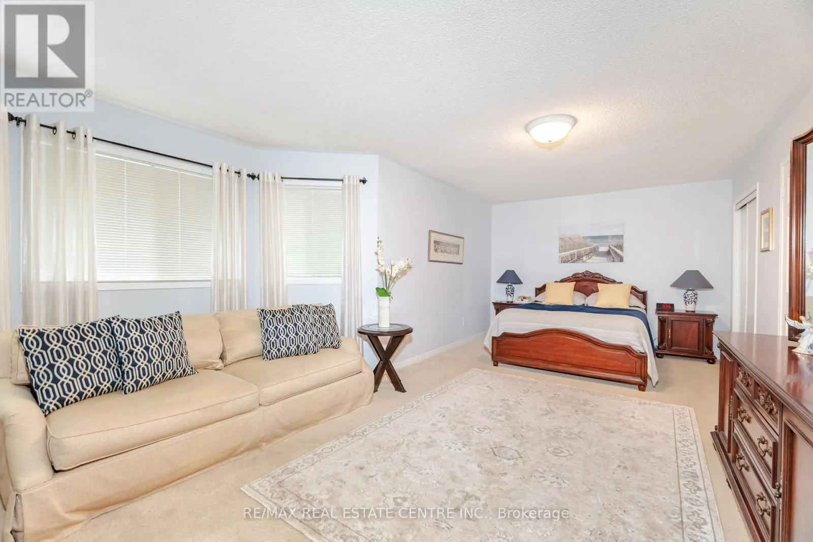 126 EAGLERIDGE DRIVE
