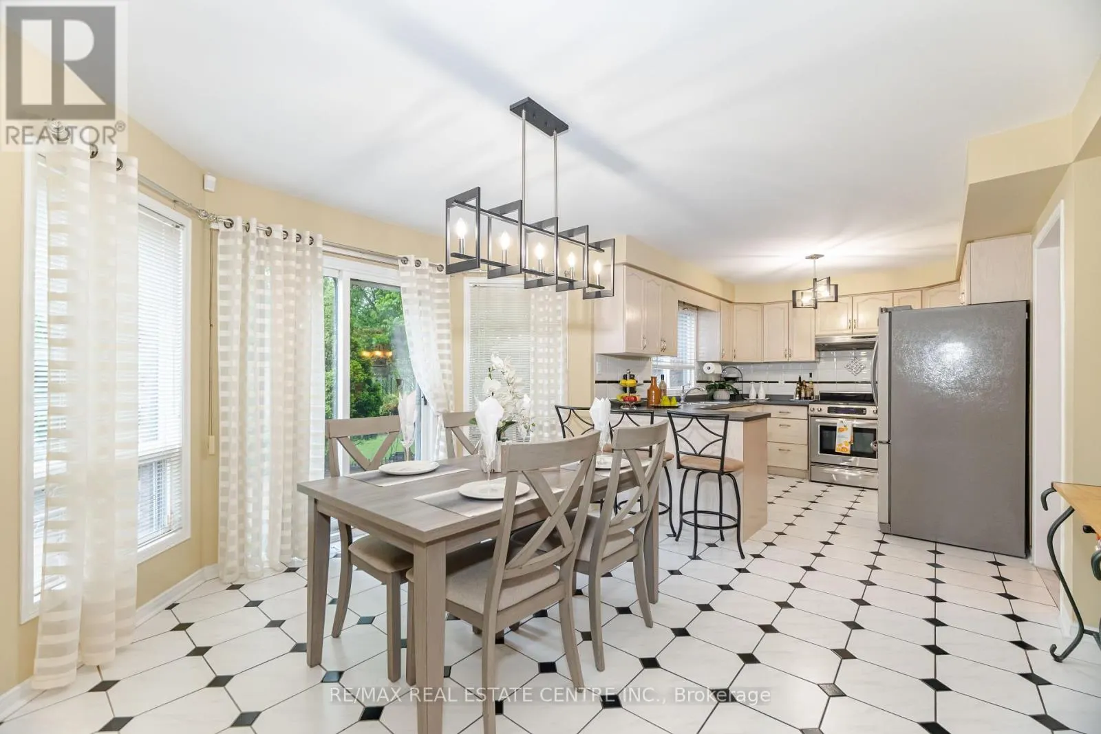 126 EAGLERIDGE DRIVE