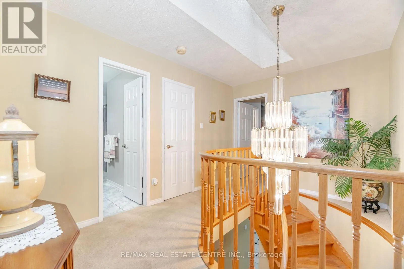 126 EAGLERIDGE DRIVE