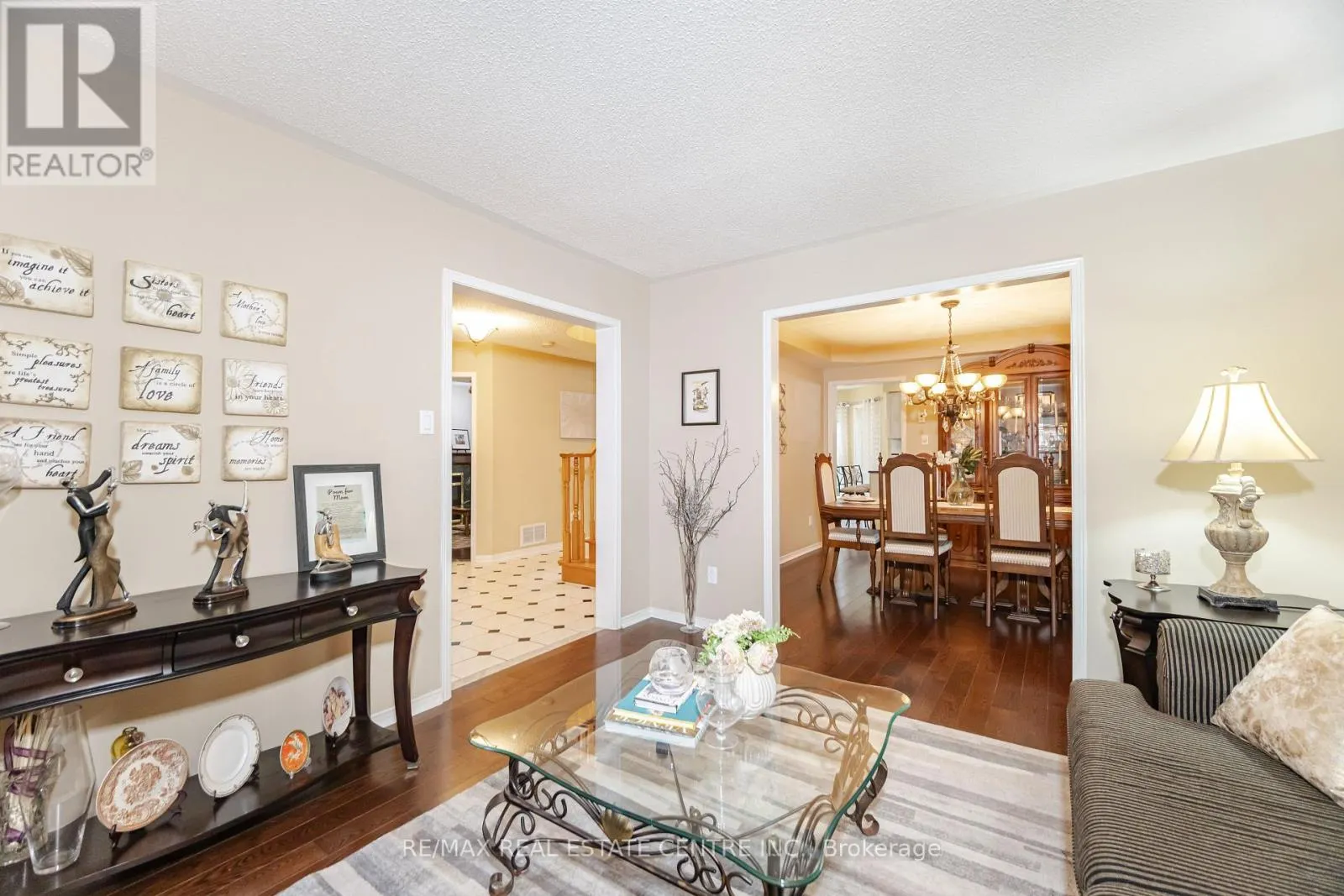 126 EAGLERIDGE DRIVE