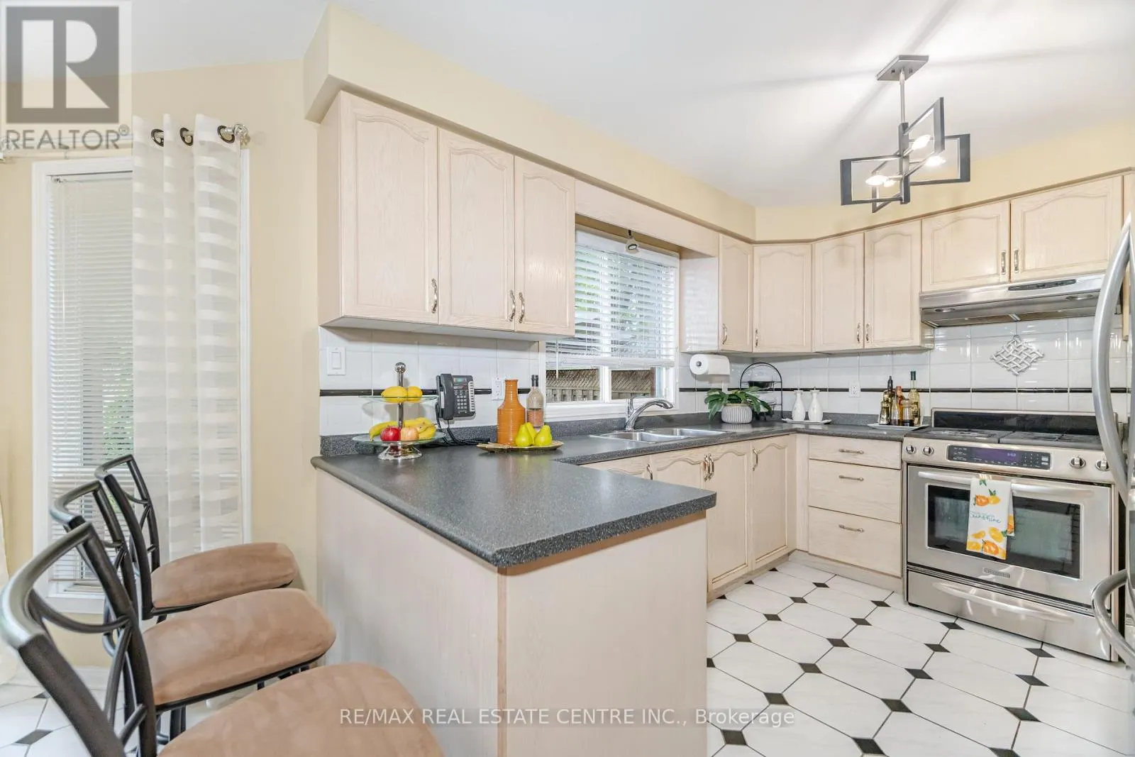 126 EAGLERIDGE DRIVE