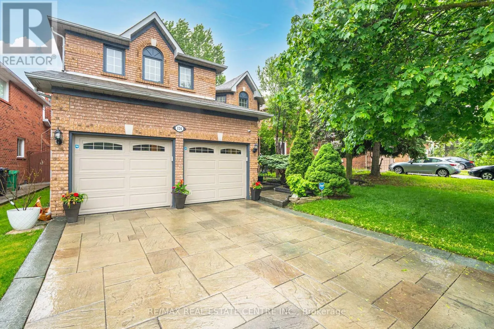 126 EAGLERIDGE DRIVE