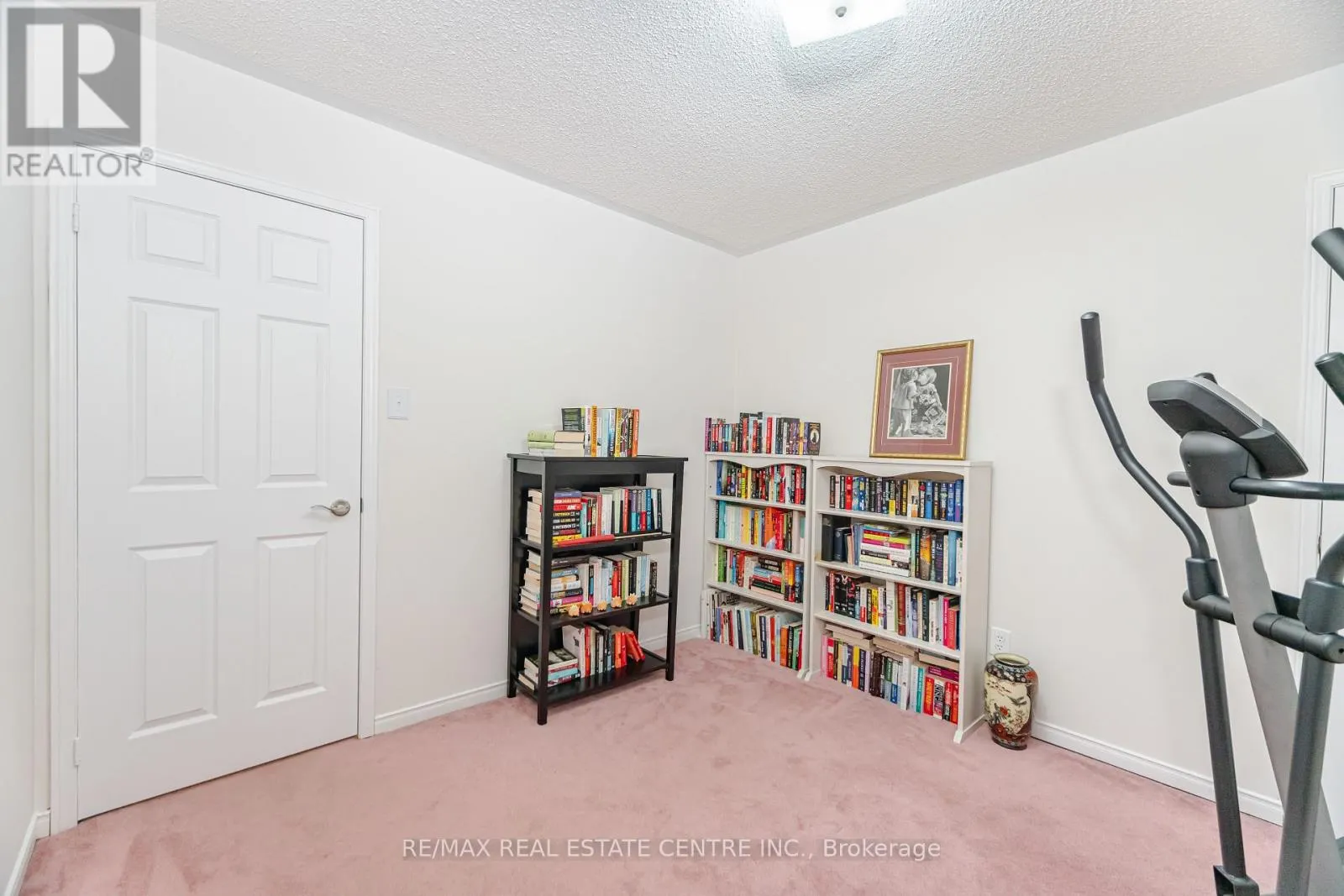 126 EAGLERIDGE DRIVE