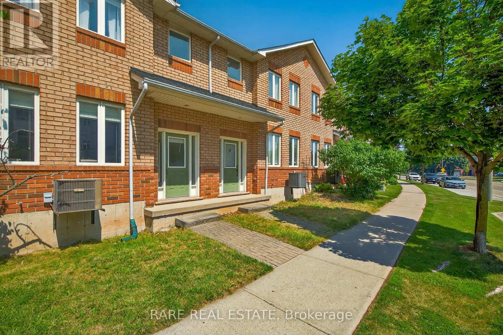 12 - 1750 CREEK WAY
