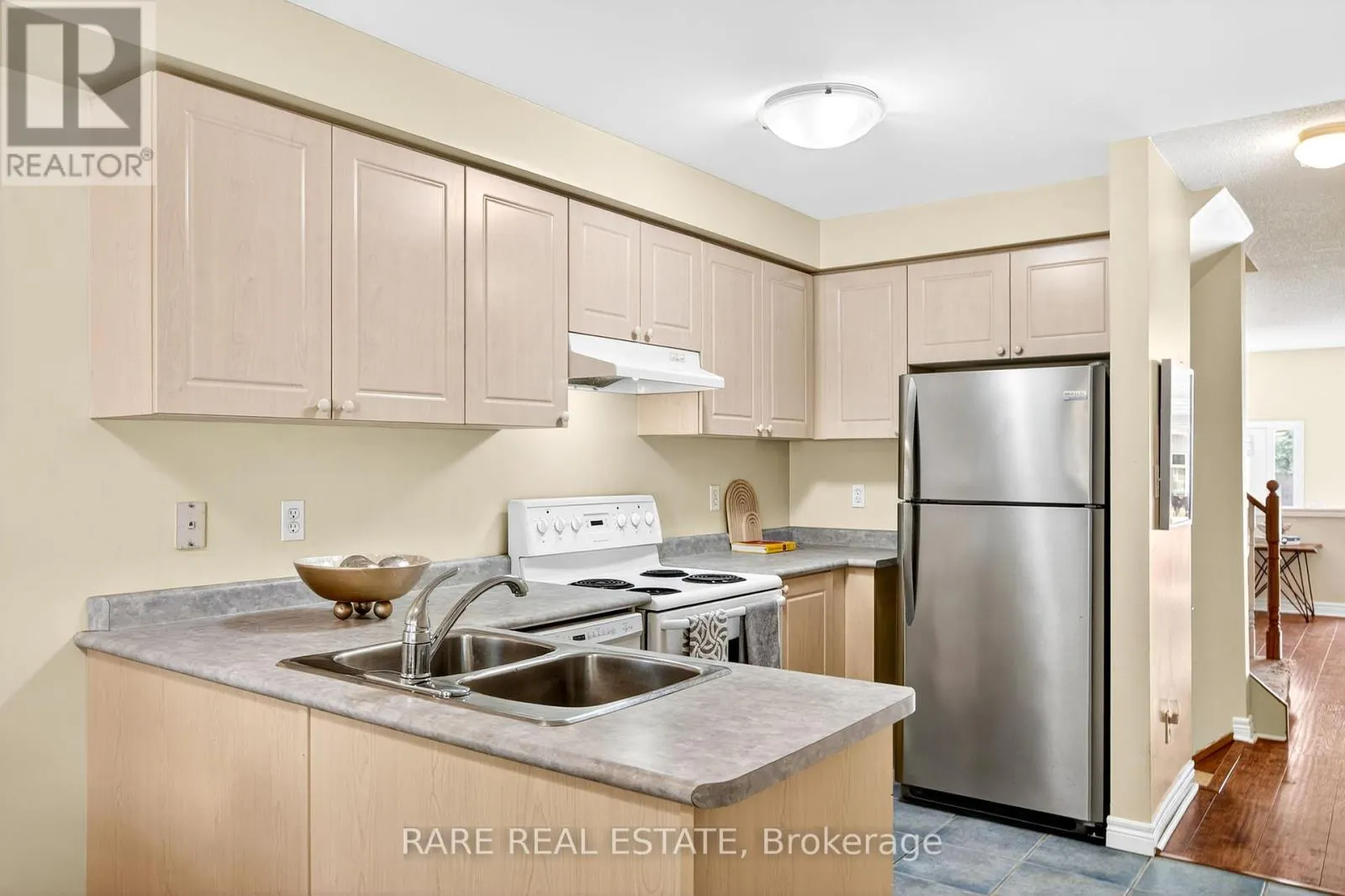 12 - 1750 CREEK WAY