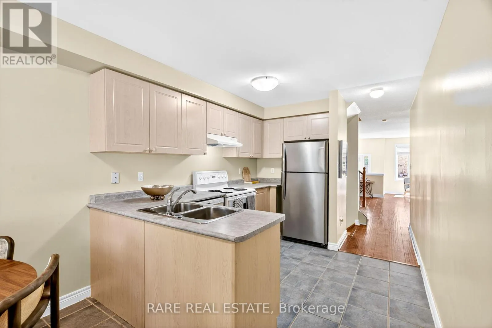 12 - 1750 CREEK WAY