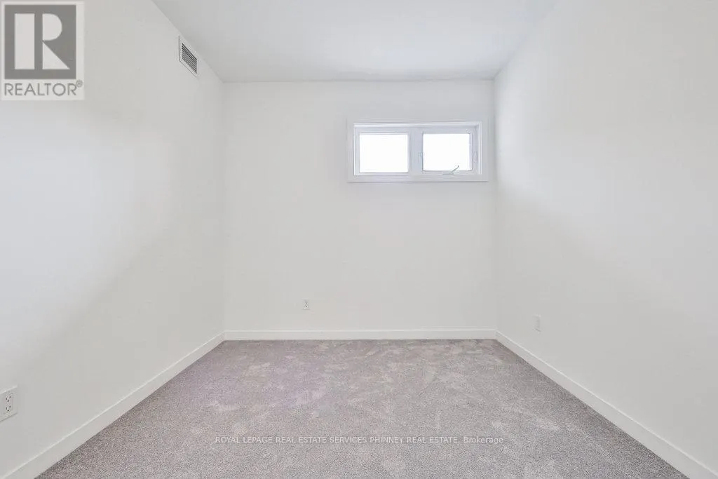 #21 - 4035 HICKORY DRIVE