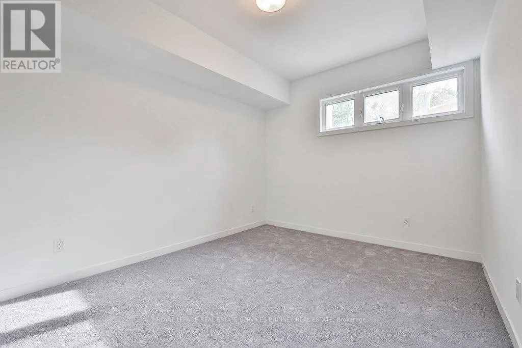 #21 - 4035 HICKORY DRIVE