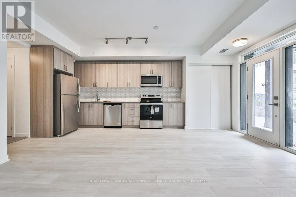 #21 - 4035 HICKORY DRIVE