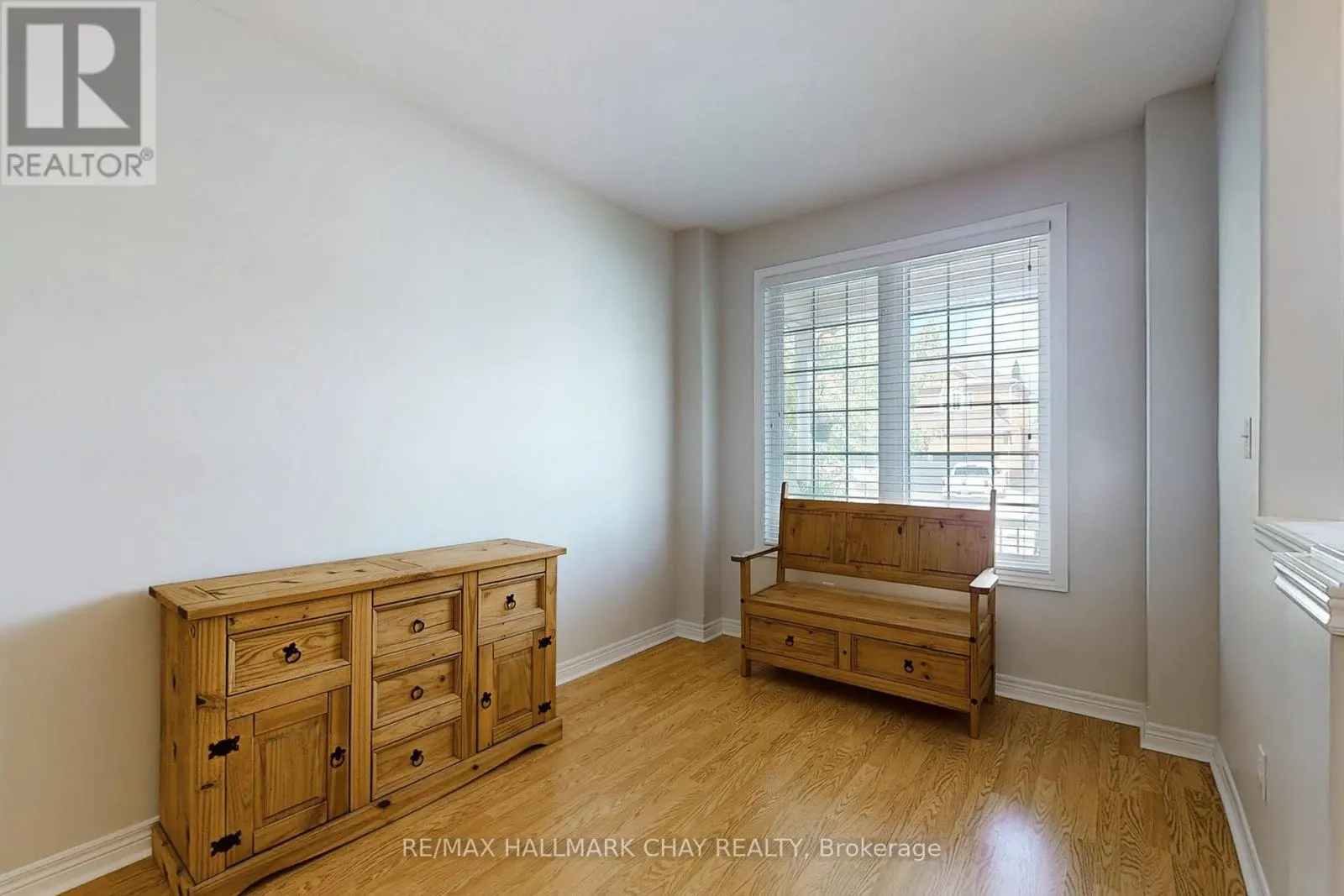 76 COBBLESTONE COURT