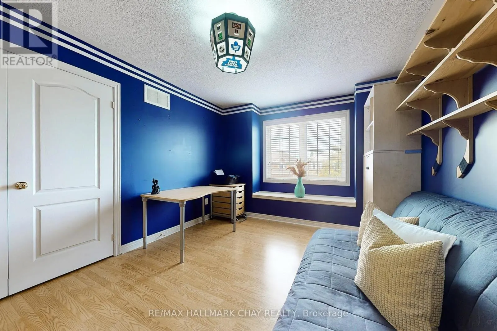 76 COBBLESTONE COURT