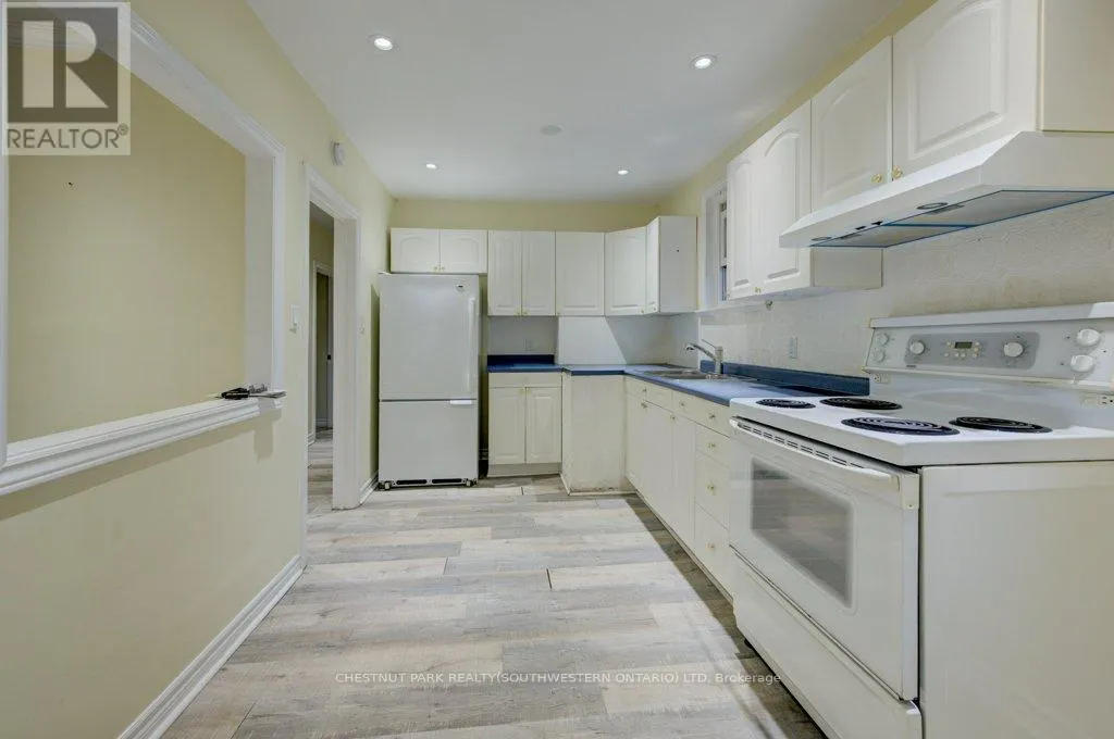 446 KINGSLEIGH COURT