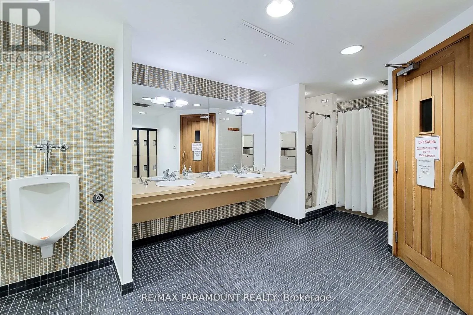 1102 - 2325 CENTRAL PARK DRIVE
