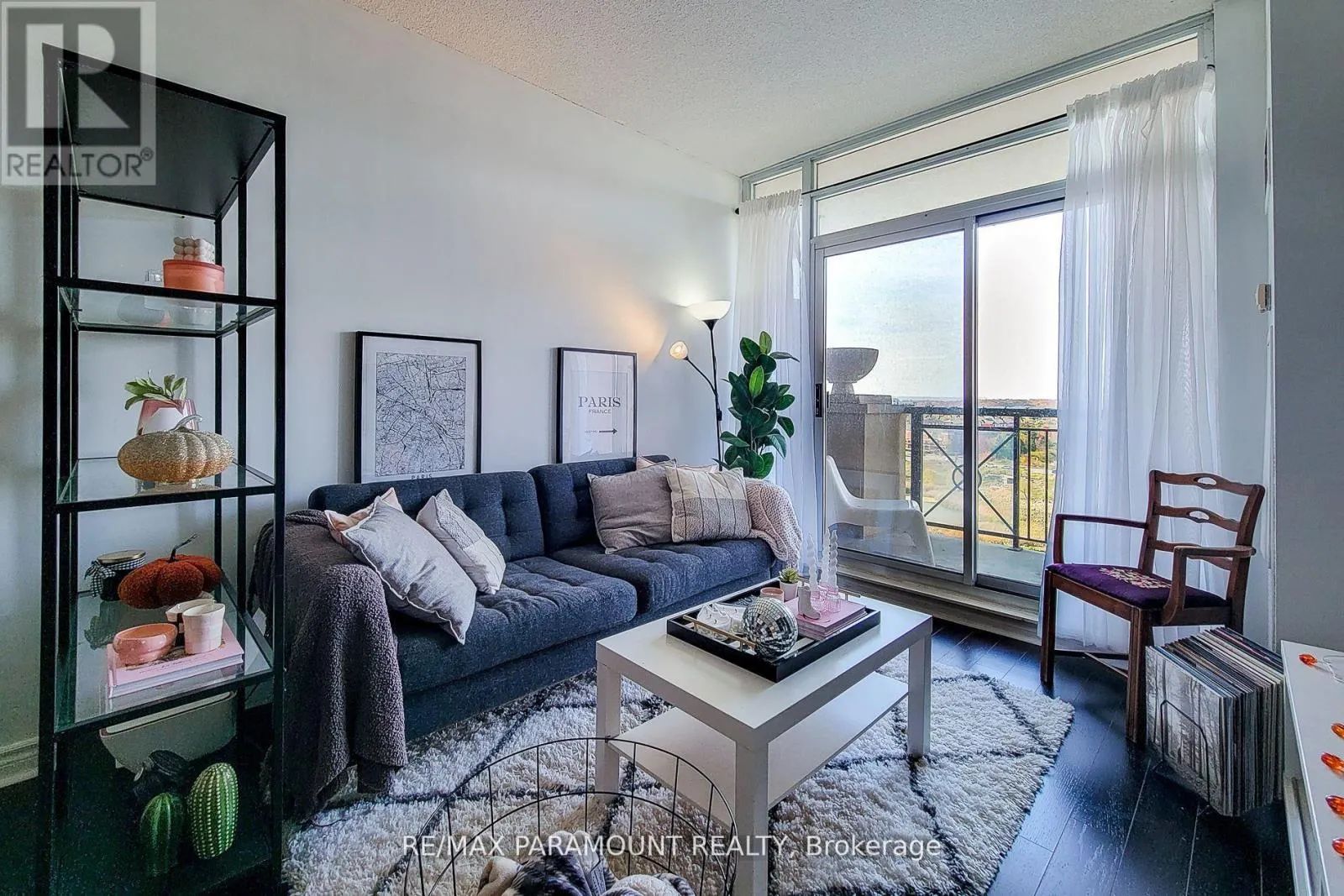 1102 - 2325 CENTRAL PARK DRIVE