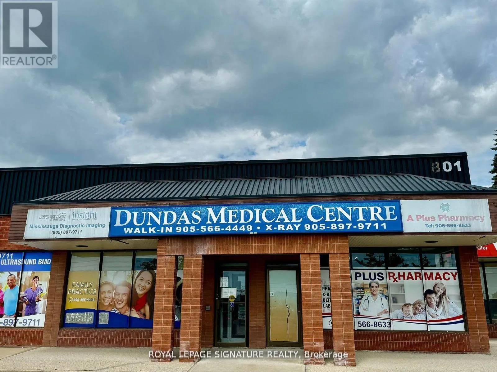 PART E1 - 801 DUNDAS STREET E