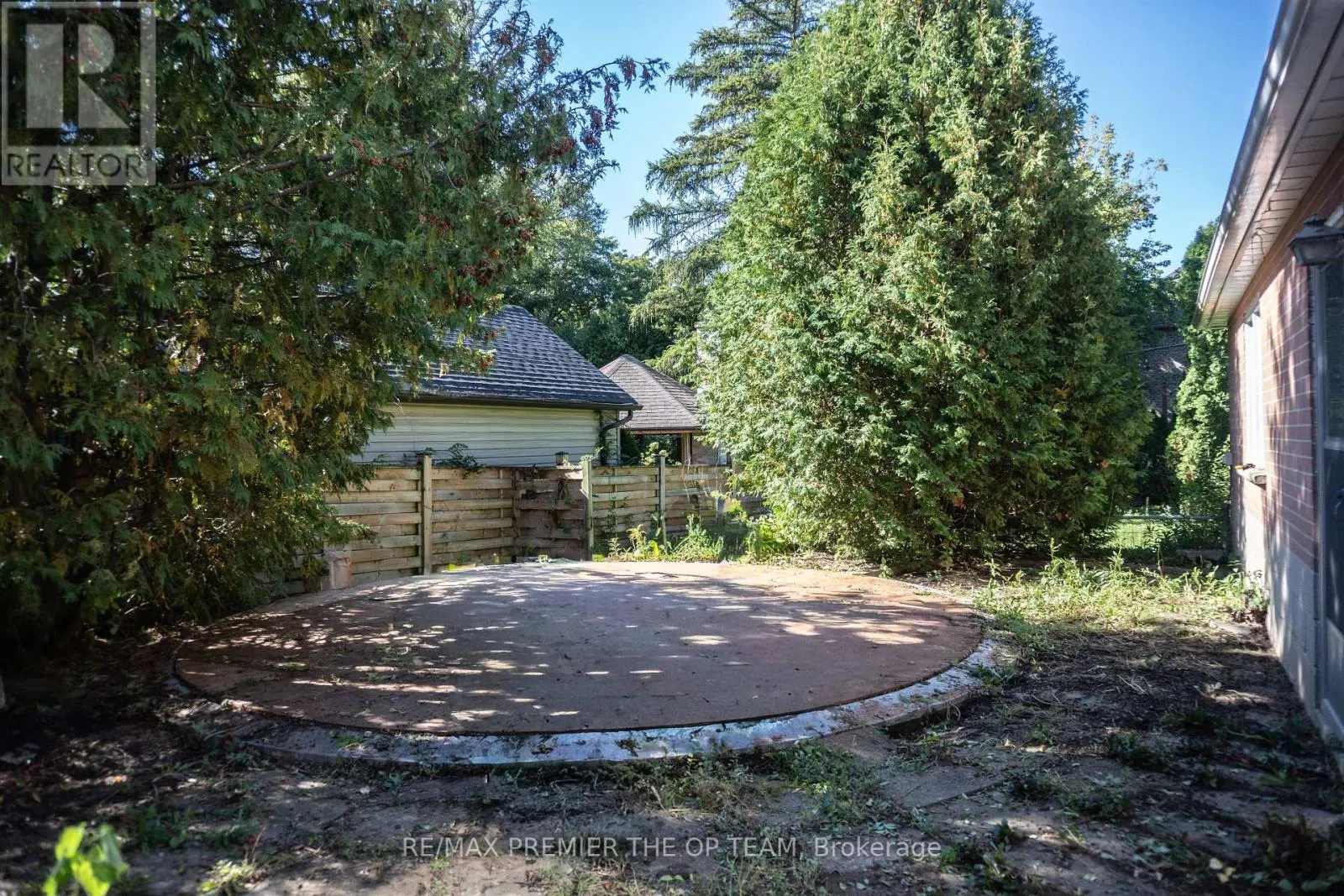 148 MARTIN GROVE ROAD