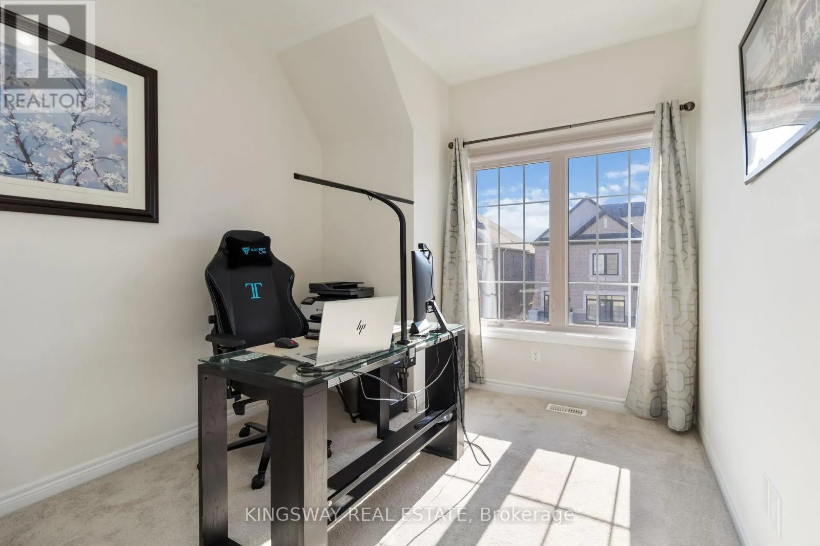 86 FRUITVALE CIRCLE