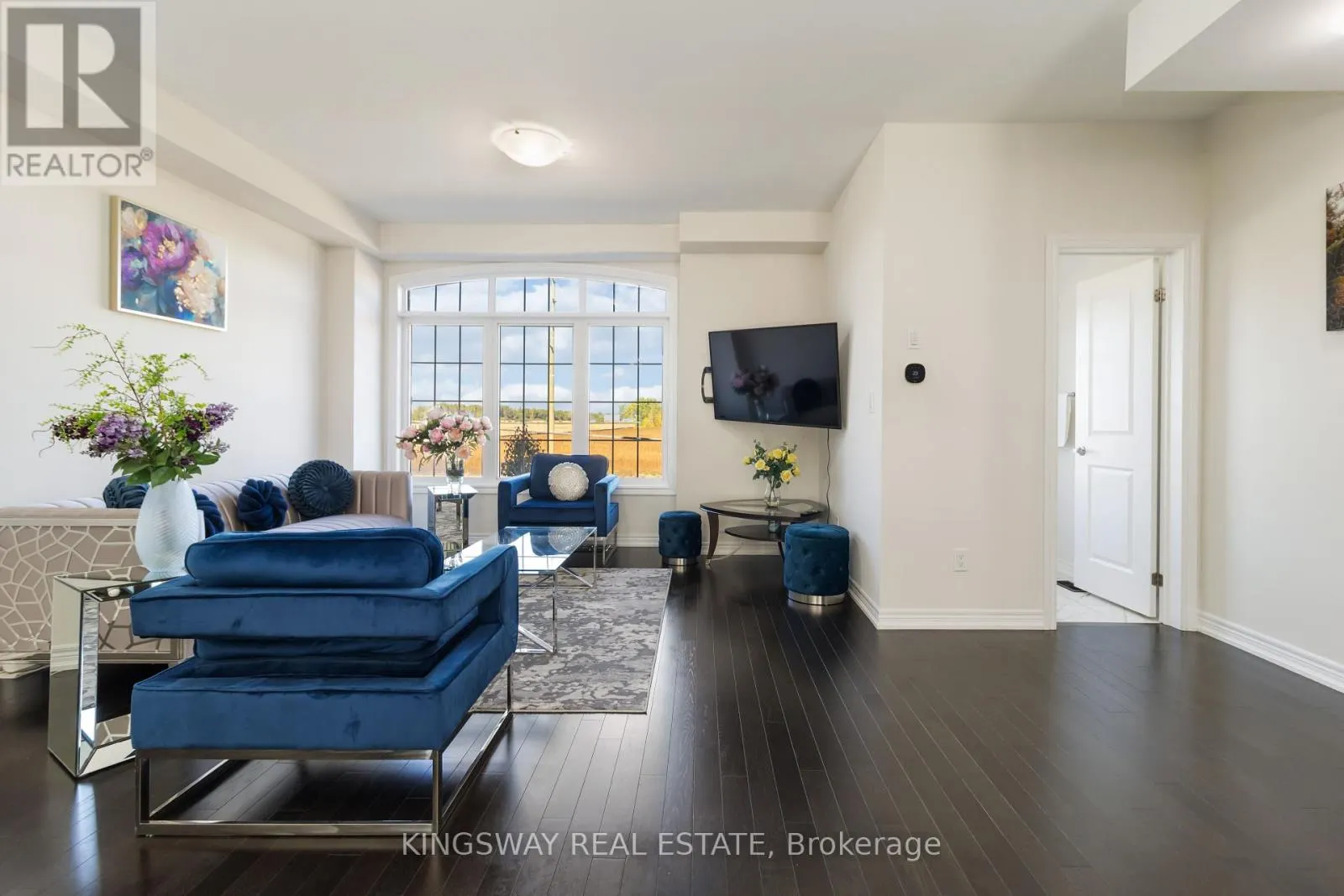 86 FRUITVALE CIRCLE