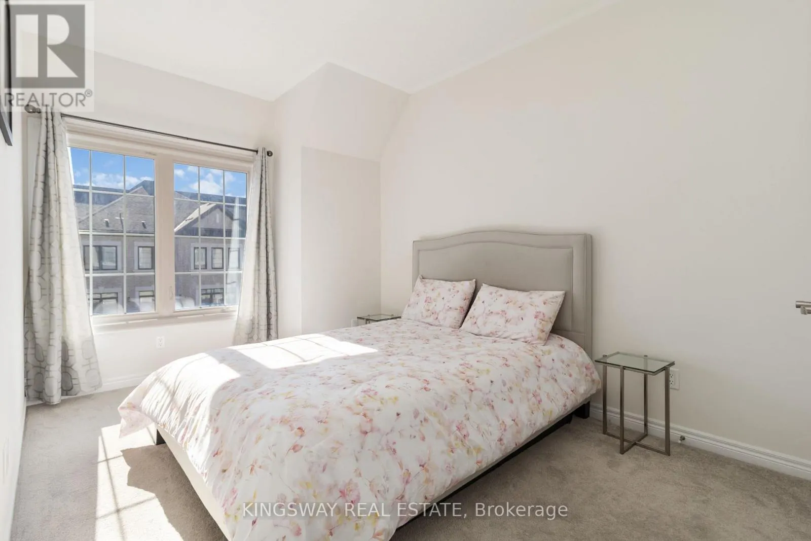 86 FRUITVALE CIRCLE
