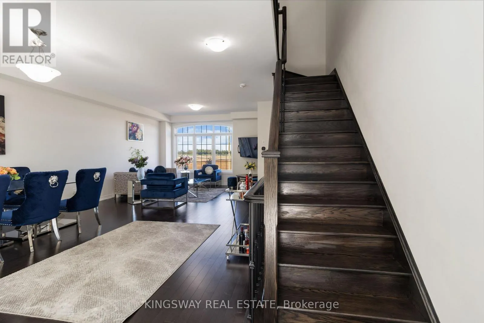 86 FRUITVALE CIRCLE